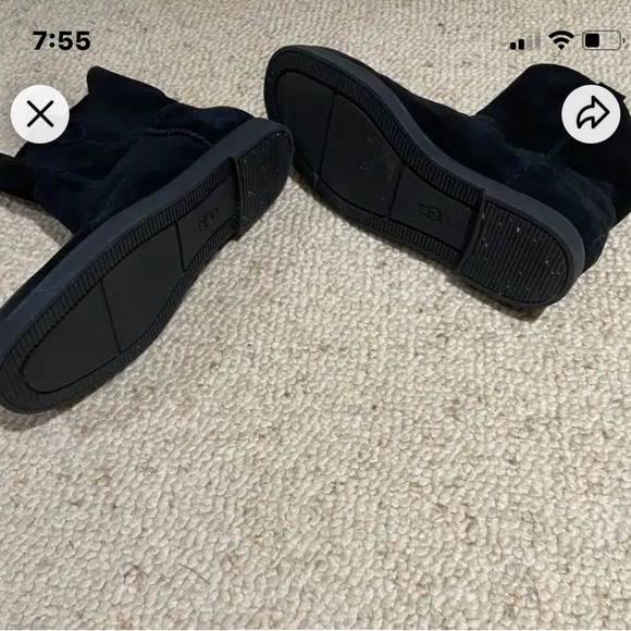 New soft leather Uggs stylish Josefene short boot - Picture 3 of 6